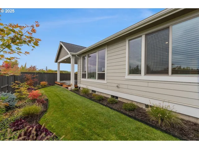 $949,500 | 5962 Southeast 79th Avenue, Hillsboro, OR 97123