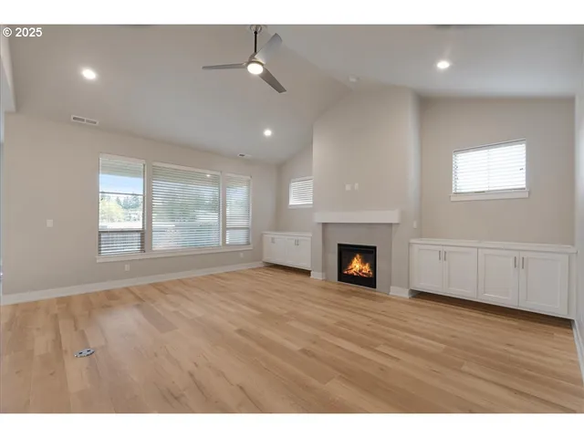 $949,500 | 5962 Southeast 79th Avenue, Hillsboro, OR 97123