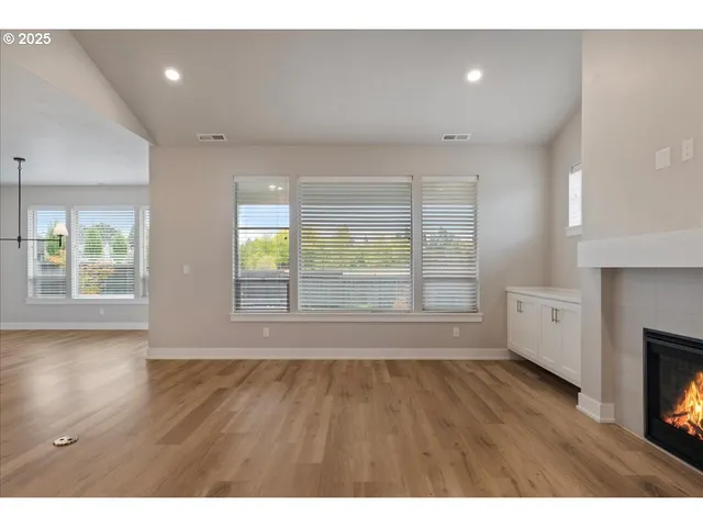 $949,500 | 5962 Southeast 79th Avenue, Hillsboro, OR 97123