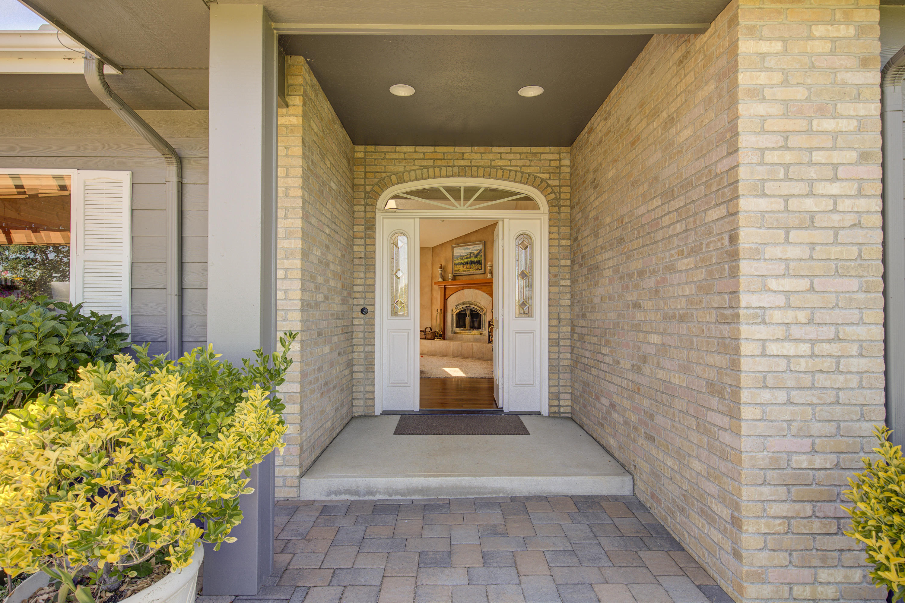18600 Zielinski Road Sheridan, OR 97378 - Photo 9 of 32 Front Entry