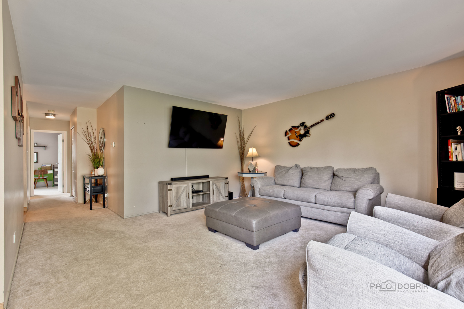 1730 Ida Road Hoffman Estates, IL 60169 - Photo 8 of 24