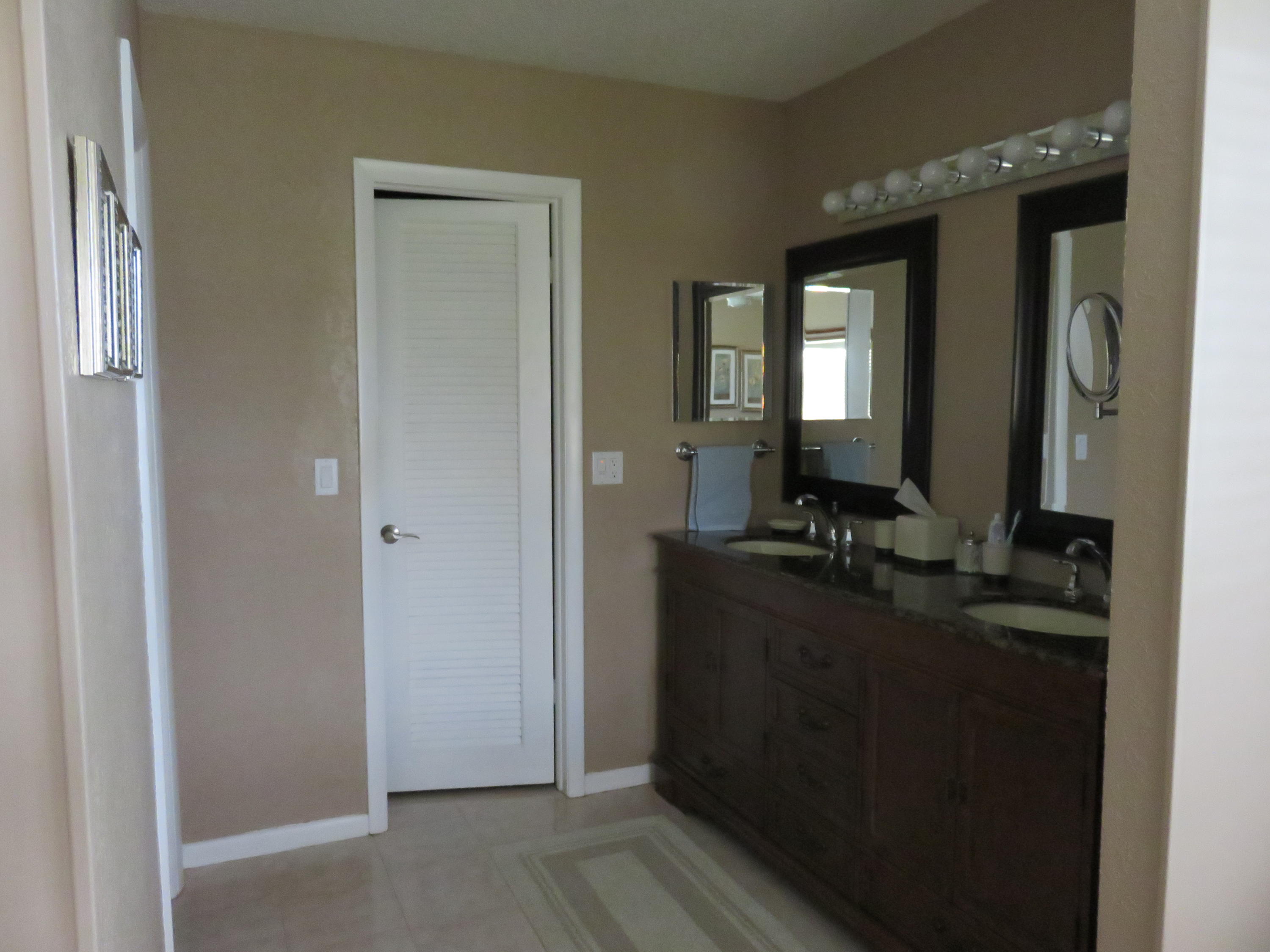 8638 Chevy Chase Drive, Unit 137 Boca Raton, FL 33433 - Photo 7 of 12 image