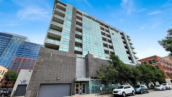 $569,999 | 225 South Sangamon Street, Unit 306, Chicago, IL 60607