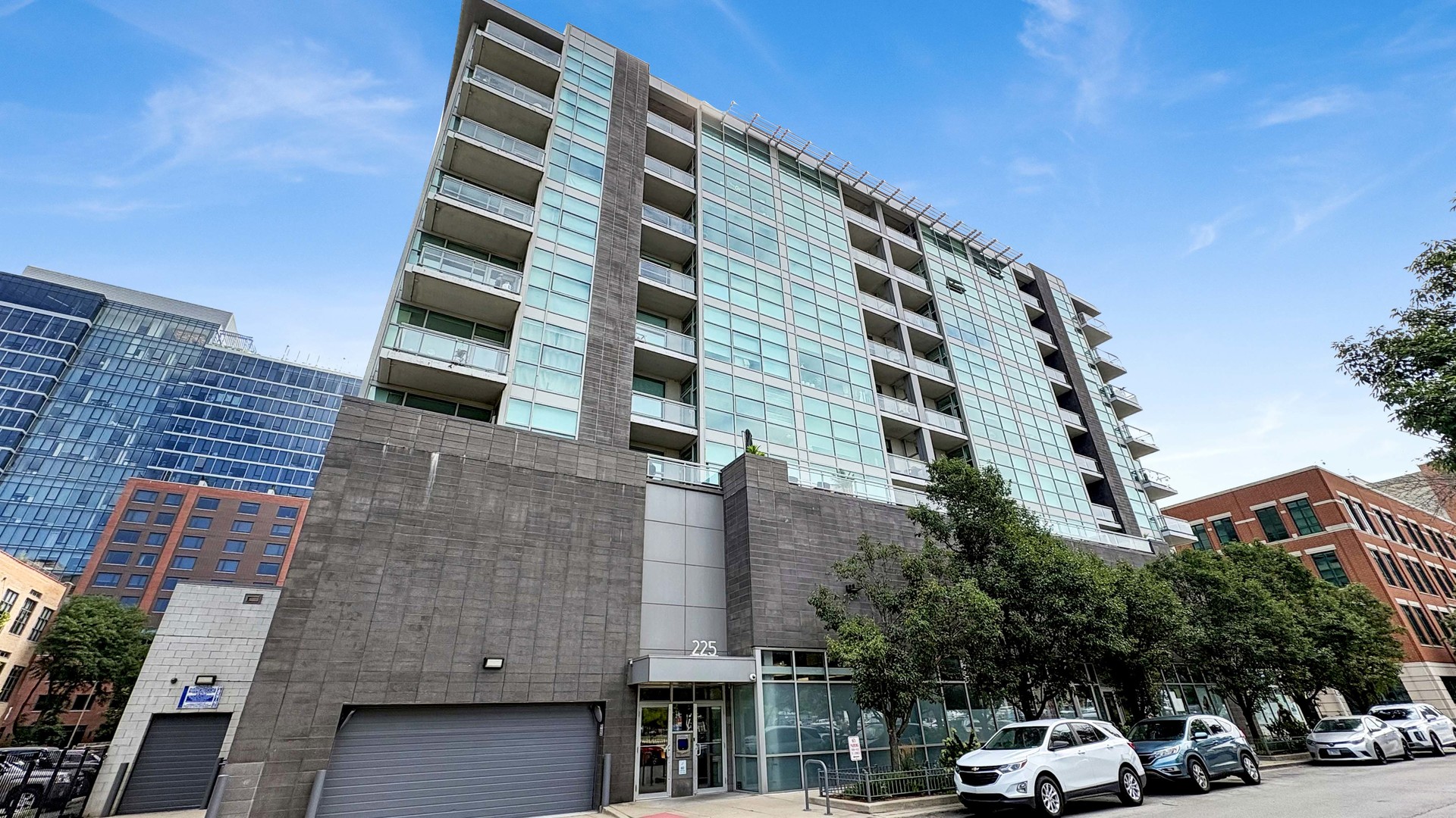 225 South Sangamon Street, Unit 306 Chicago, IL 60607 - Photo 1 of 24 Gallery Image 1