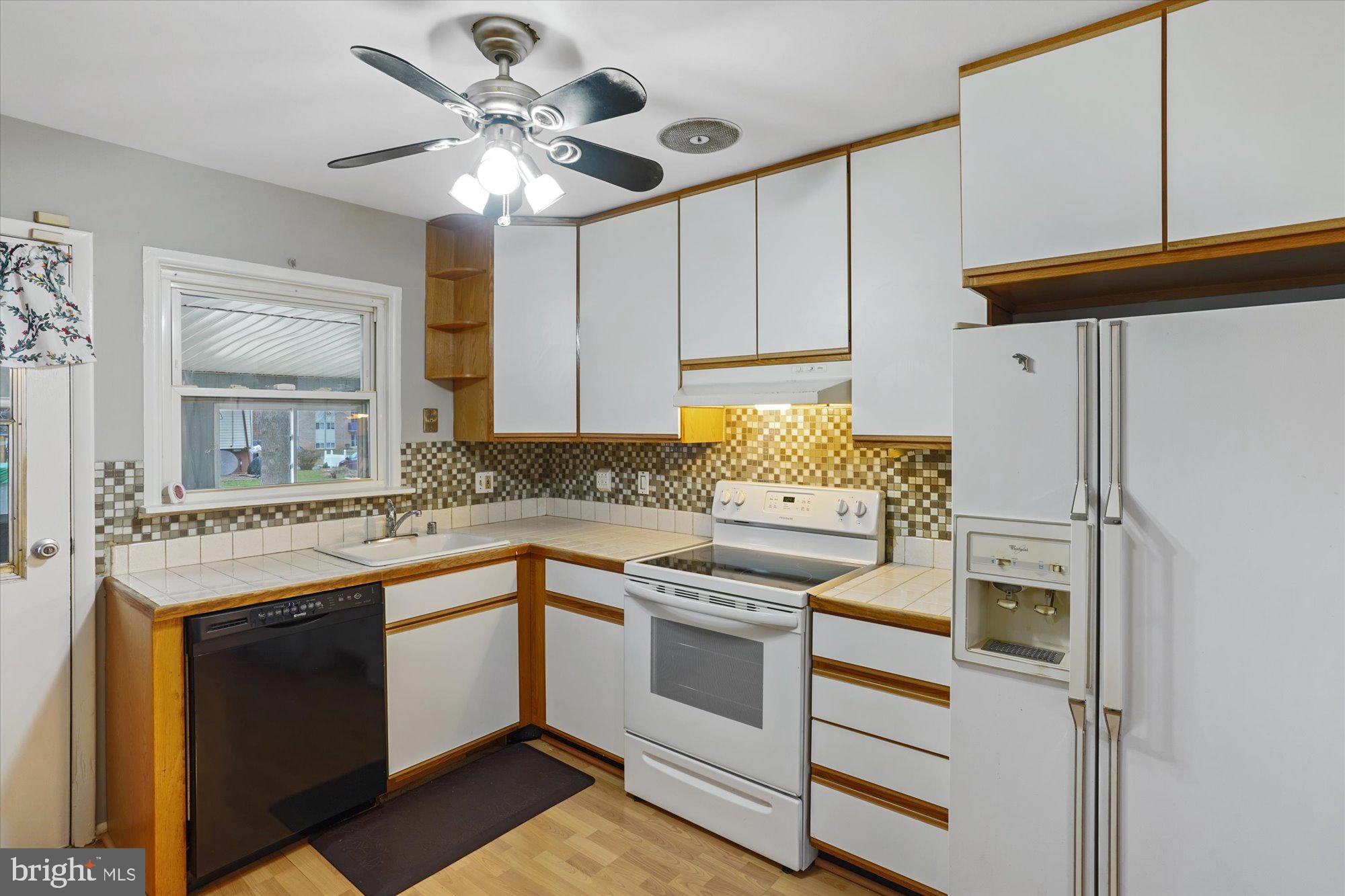 625 Banyan Road Edgewood, MD 21040 - Photo 8 of 25