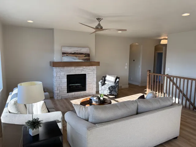 $549,900 | 2973 Georgetown Place, Menasha, WI 54952