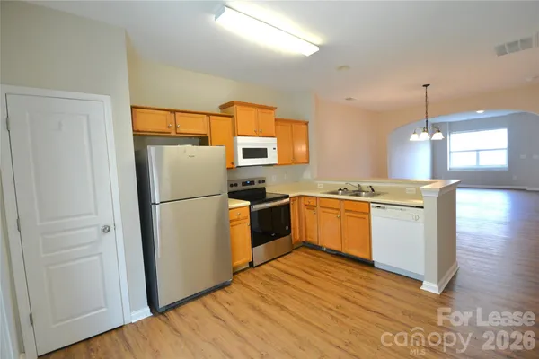 $1,600 | 12633 Persimmon Tree Drive, Charlotte, NC 28273