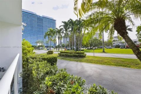 $435,000 | 1 Harbour Way, Unit 108, Bal Harbour, FL 33154