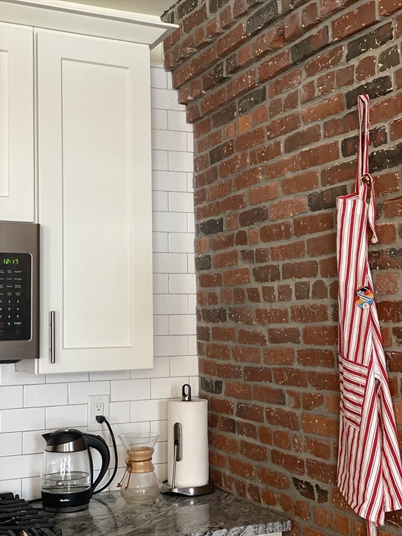 139 Border Street, Unit 2B Boston, MA 02128 - Photo 6 of 24
