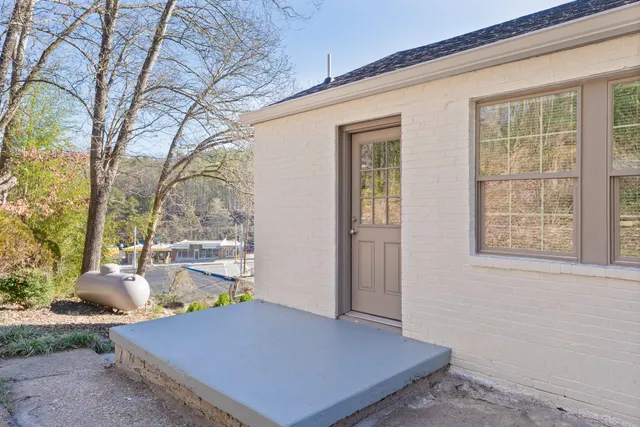 $250,000 | 109 Hogan Road, Rossville, GA 30741