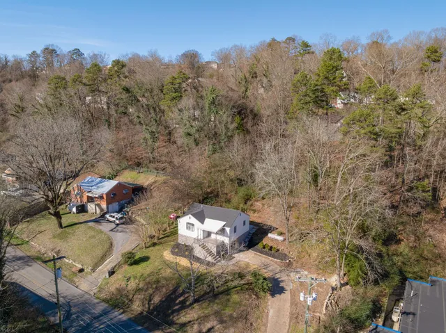 $250,000 | 109 Hogan Road, Rossville, GA 30741