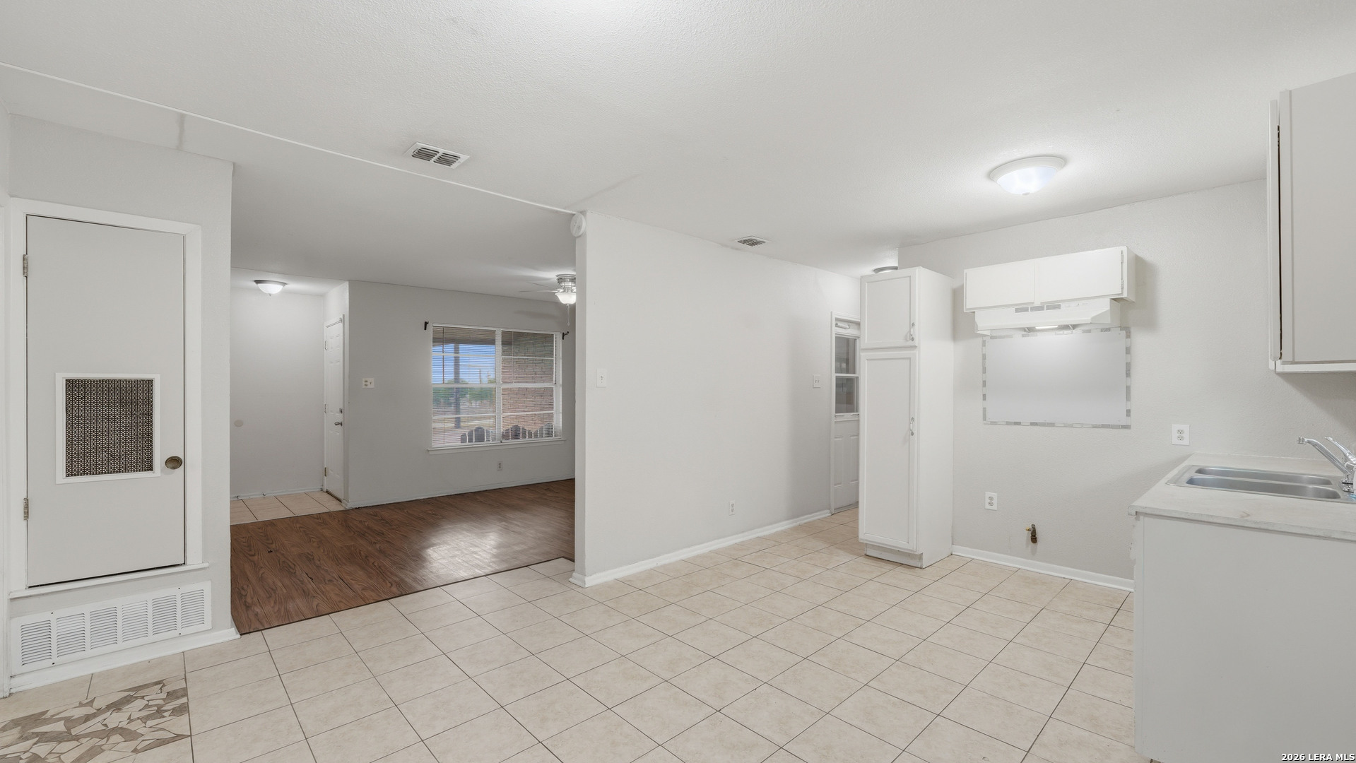 103 7th Street Converse, TX 78109 - Photo 15 of 33