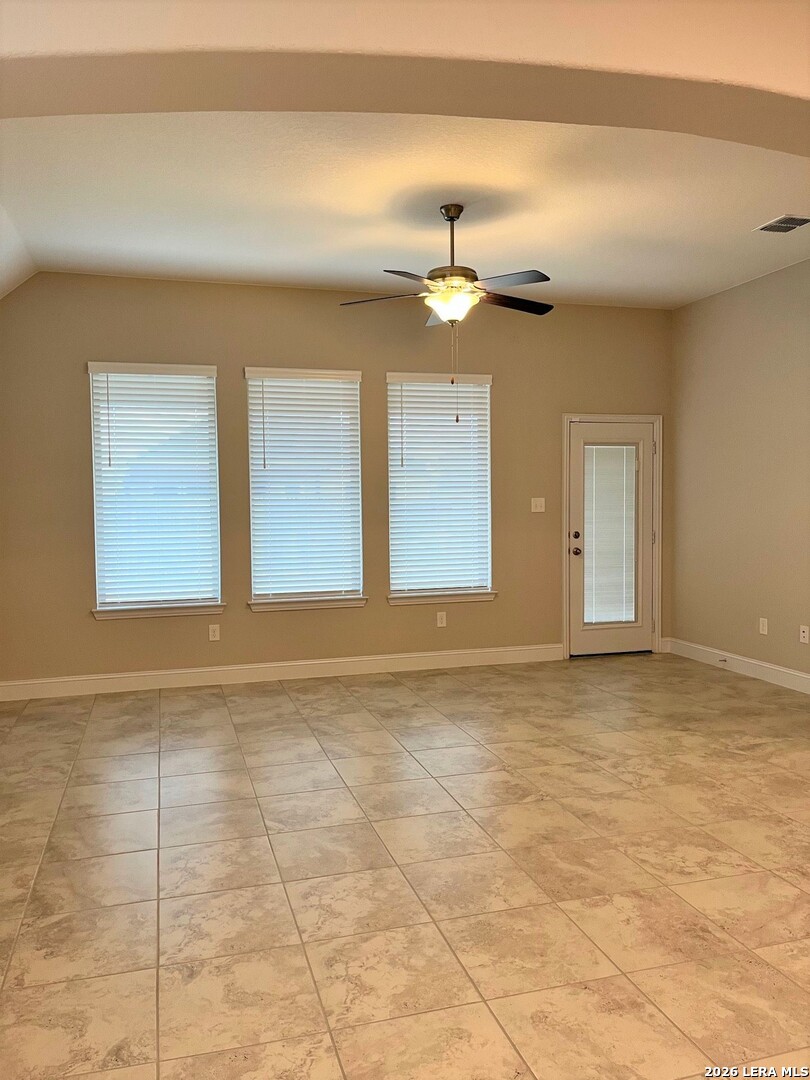 1315 Spring Row Street New Braunfels, TX 78132 - Photo 4 of 13