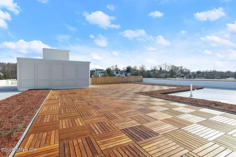 $6,400 | 88 South Water Street, Unit 202, Greenwich, CT 06830