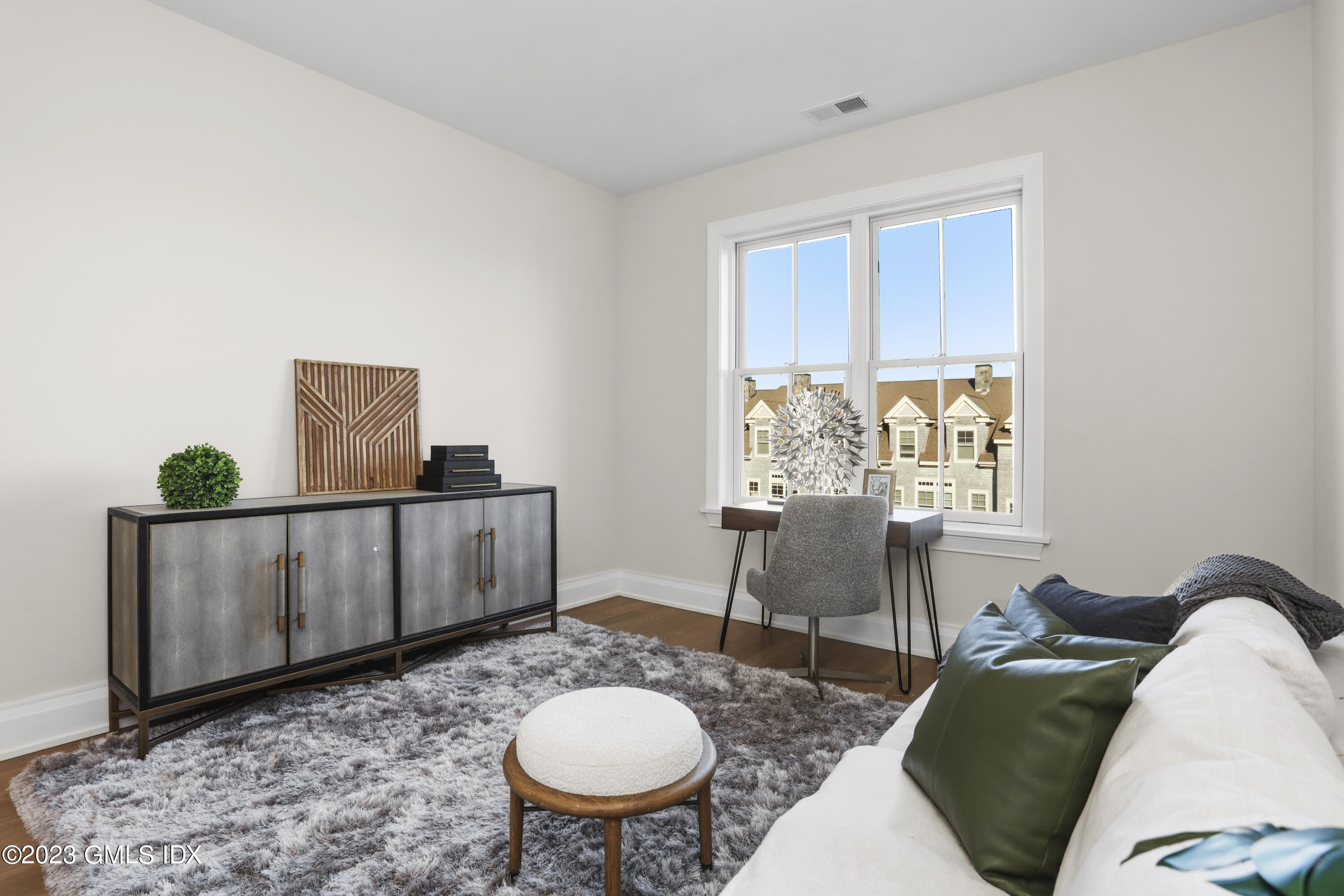 88 South Water Street, Unit 202 Greenwich, CT 06830 - Photo 10 of 26 88 S Water St Greenwich CT-print-013-012