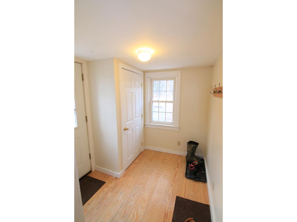73 Bee Hole Road Loudon, NH 03307 - Photo 5 of 25