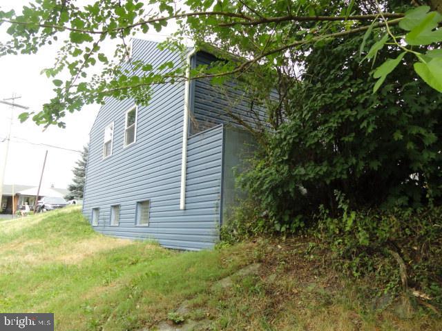 132 Ritchey Road Fayetteville, PA 17222 - Photo 3 of 40 Gallery Image 3
