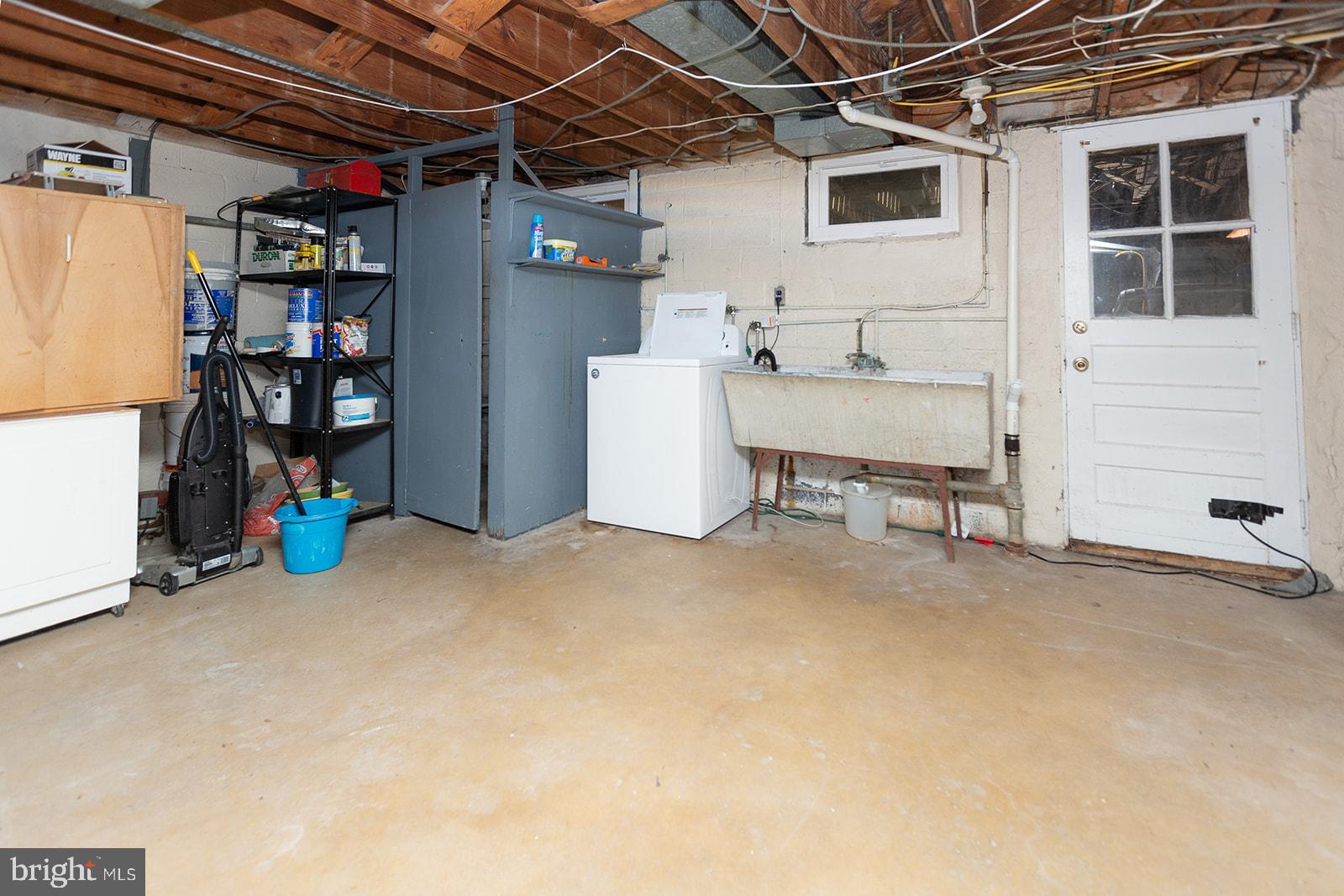 8133 Pleasant Plains Road Baltimore, MD 21286 - Photo 15 of 18 Gallery Image 15