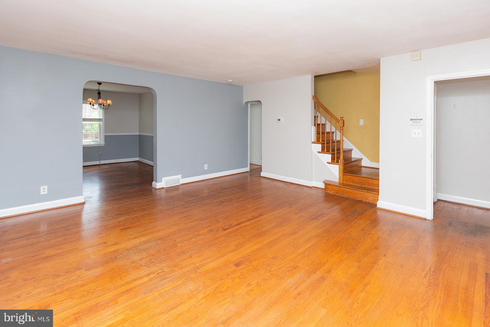 8133 Pleasant Plains Road Baltimore, MD 21286 - Photo 4 of 18 Open to Dining Room
