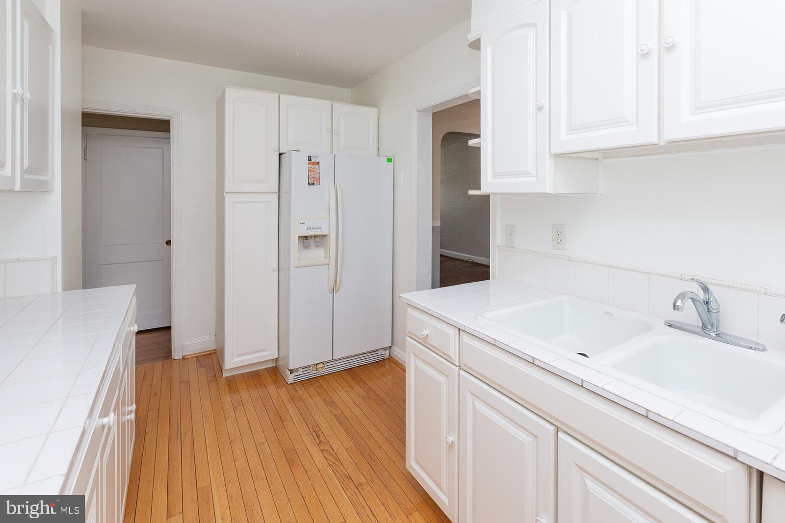 8133 Pleasant Plains Road Baltimore, MD 21286 - Photo 8 of 18 Access to basement