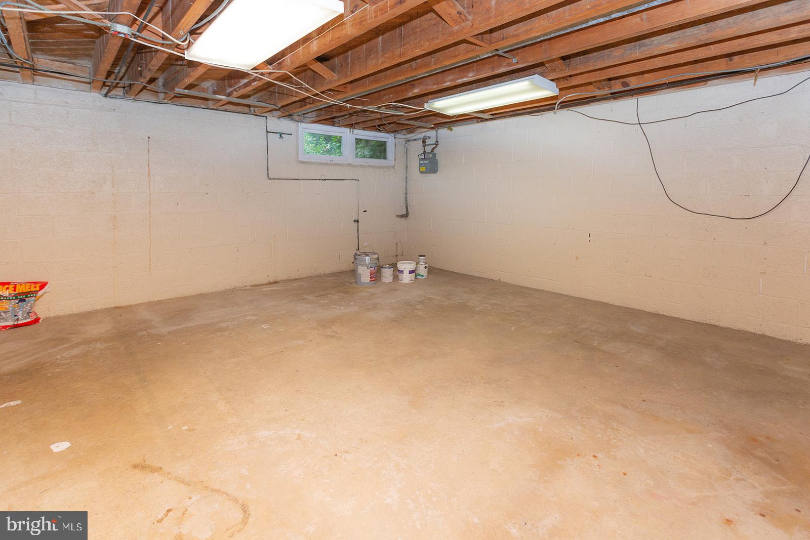 8133 Pleasant Plains Road Baltimore, MD 21286 - Photo 9 of 18 Imagine what you can do with this basement!!!