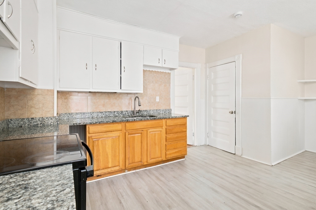51-53 Leyfred Terrace Springfield, MA 01108 - Photo 27 of 38