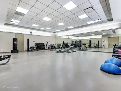 $1,500,000 | 240 East Illinois Street, Unit 903, Chicago, IL 60611