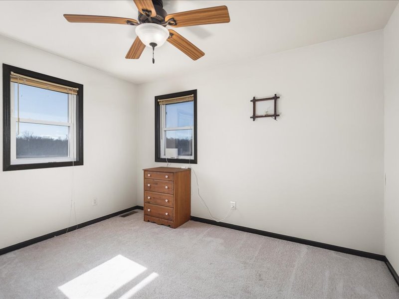 911.41 Melugins Compton, IL 61318 - Photo 37 of 67 a view of an empty room and window