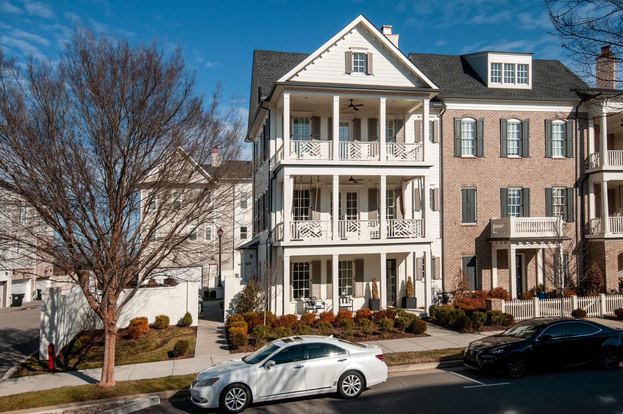 a car parked in front of a building