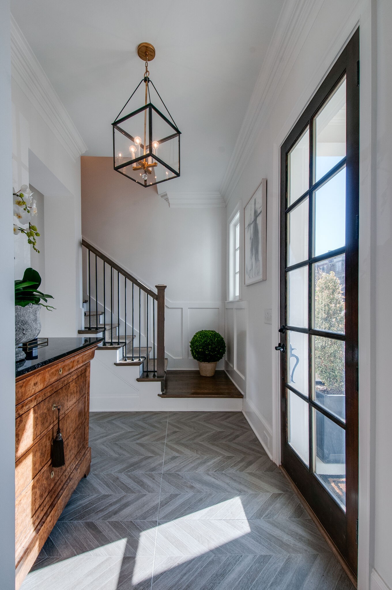 101 Front Street Franklin, TN 37064 - Photo 10 of 50 a view of a livingroom with furniture hardwood floor and a ceiling fan