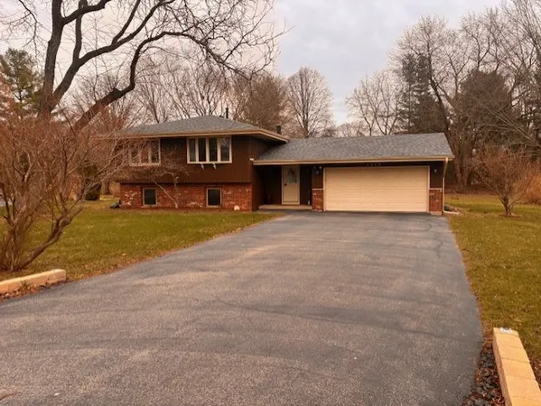 $440,000 | 1213 Jill Peak Drive, Sleepy Hollow, IL 60118
