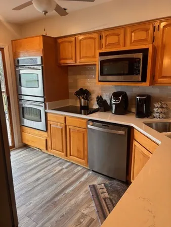 $440,000 | 1213 Jill Peak Drive, Sleepy Hollow, IL 60118