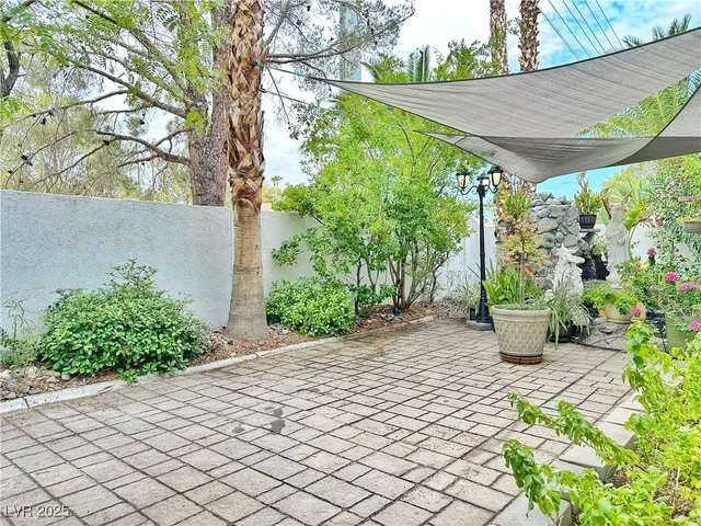 $899,000 | 2451 Tour Edition Drive, Henderson, NV 89074