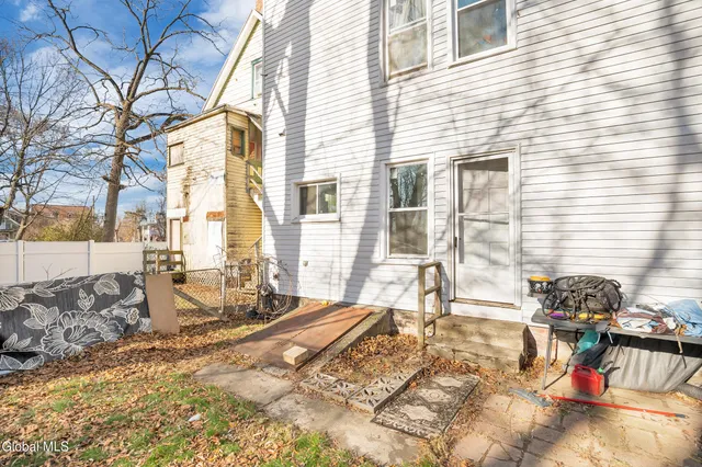 $210,000 | 1822 Highland Avenue, Troy, NY 12180