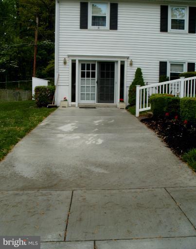 2022 Rollingwood Road Catonsville, MD 21228 - Photo 7 of 30 Newly replaced Driveway