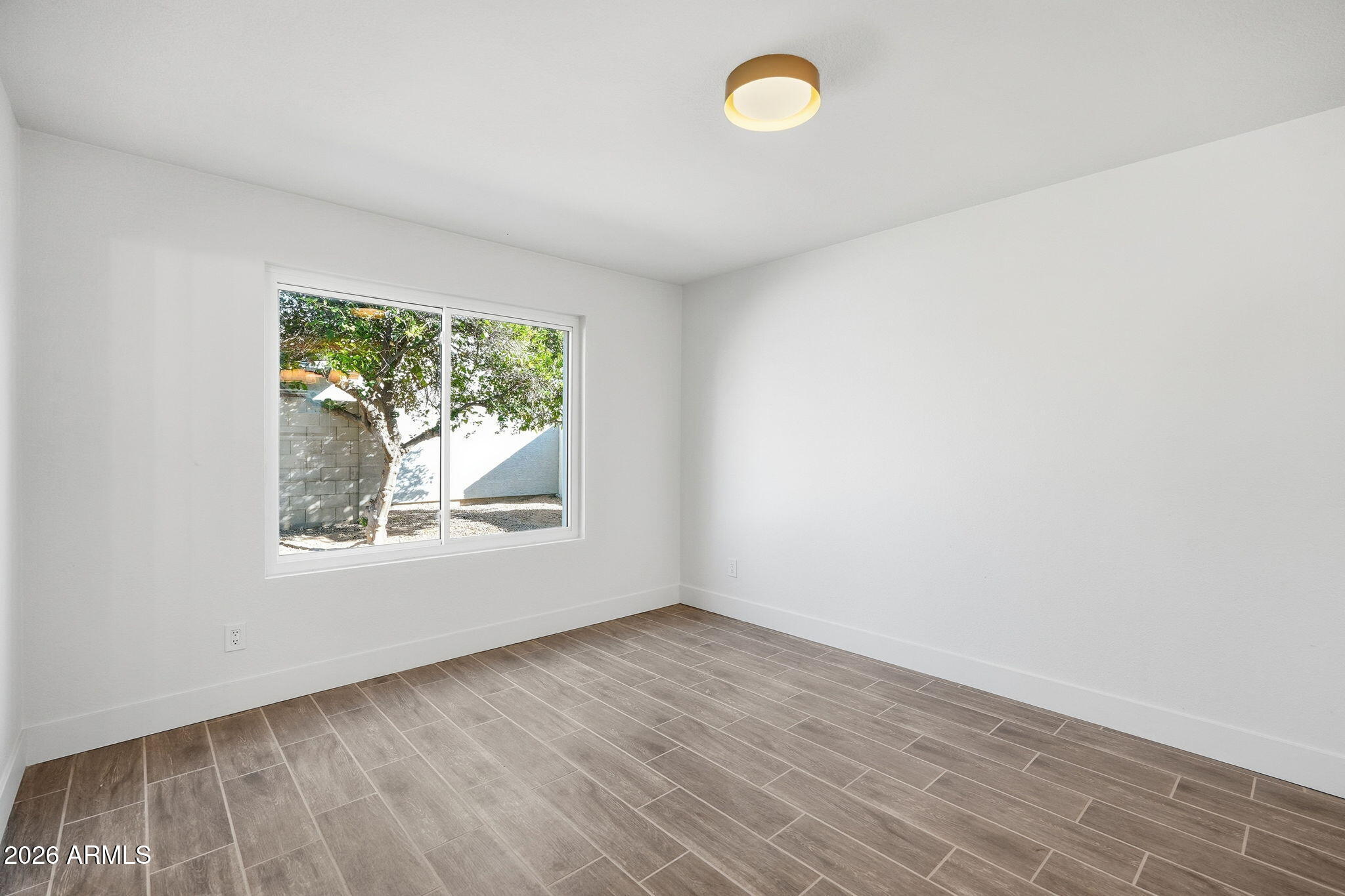 1410 East Topeka Drive Phoenix, AZ 85024 - Photo 10 of 32 Downstairs Bedroom 4