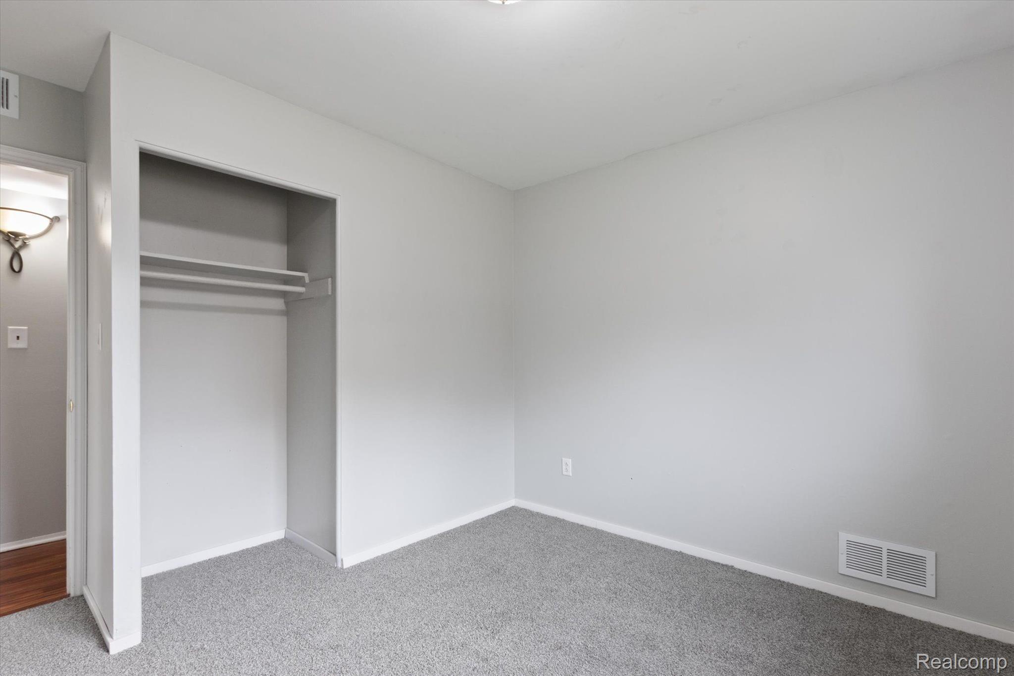 14693 Jackson Street Taylor, MI 48180 - Photo 17 of 40 Gallery Image 17