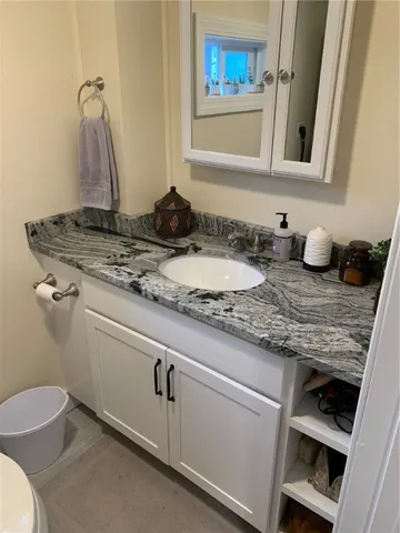 $3,100 | 34 Callender Avenue, Unit 2, Newport, RI 02840