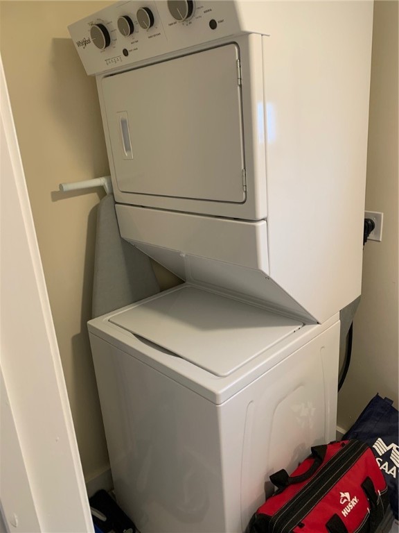 34 Callender Avenue, Unit 2 Newport, RI 02840 - Photo 19 of 20