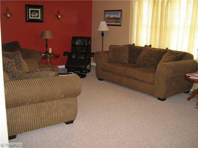 2620 Flat Rock Road Pinnacle, NC 27043 - Photo 8 of 16 Living Room.