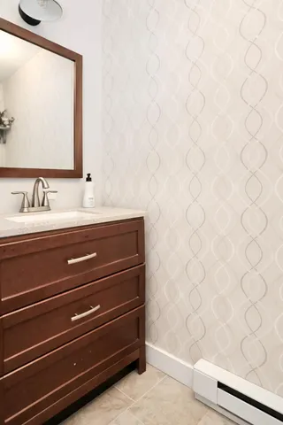 $596,000 | 70 Hillside Drive, Henniker, NH 03242