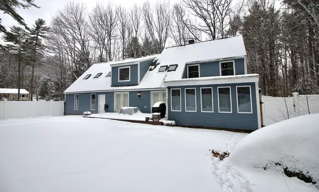 $596,000 | 70 Hillside Drive, Henniker, NH 03242