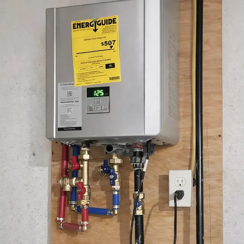 $596,000 | 70 Hillside Drive, Henniker, NH 03242