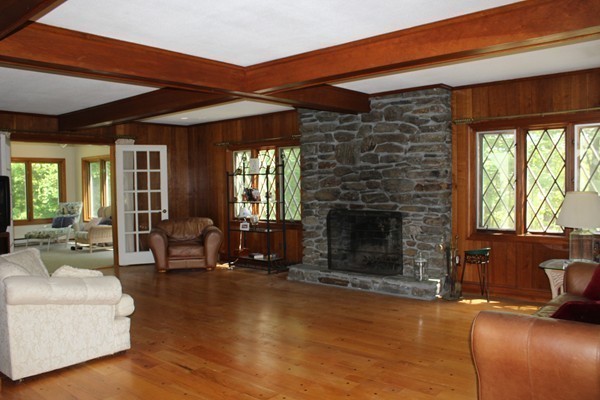 1131 Main Street Dunstable, MA 01827 - Photo 1 of 17 Gallery Image 1