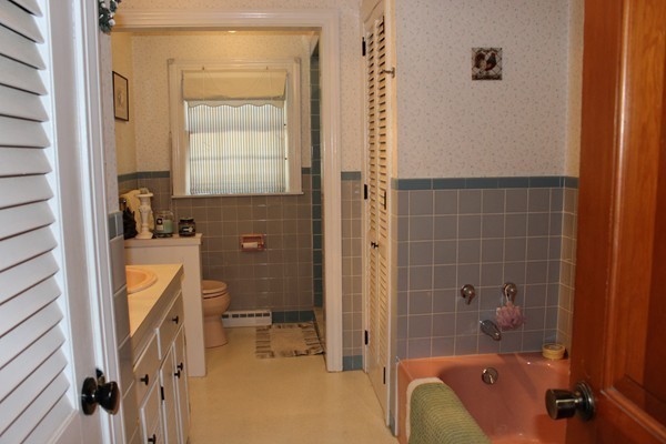 1131 Main Street Dunstable, MA 01827 - Photo 7 of 17 Gallery Image 7