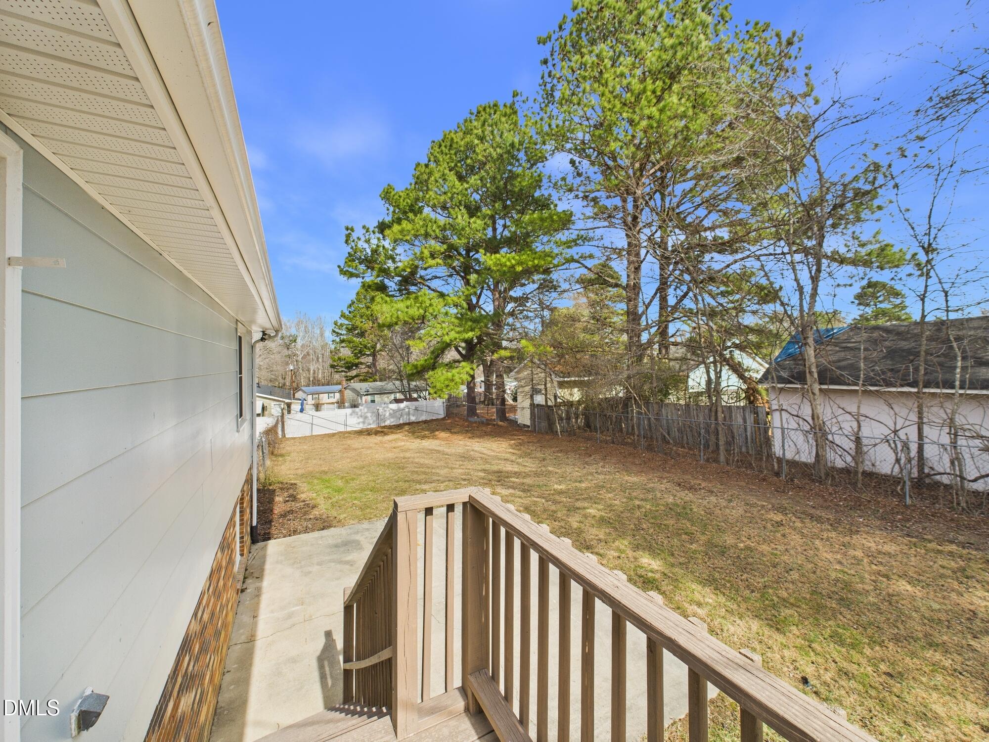 72 Edgemont Avenue Roxboro, NC 27573 - Photo 33 of 45 a view of balcony with two small space