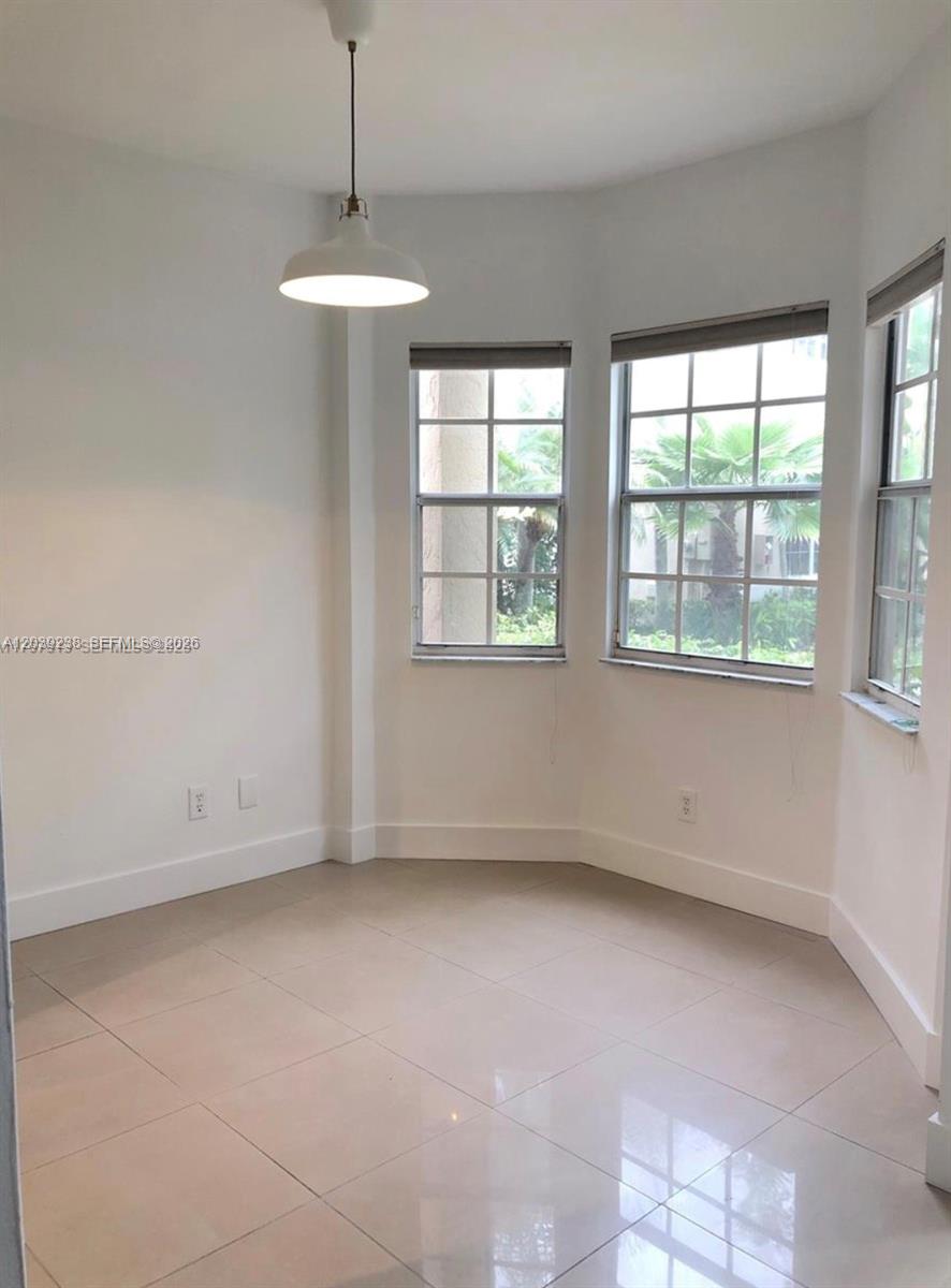 16231 Emerald Cove Road Weston, FL 33331 - Photo 5 of 26