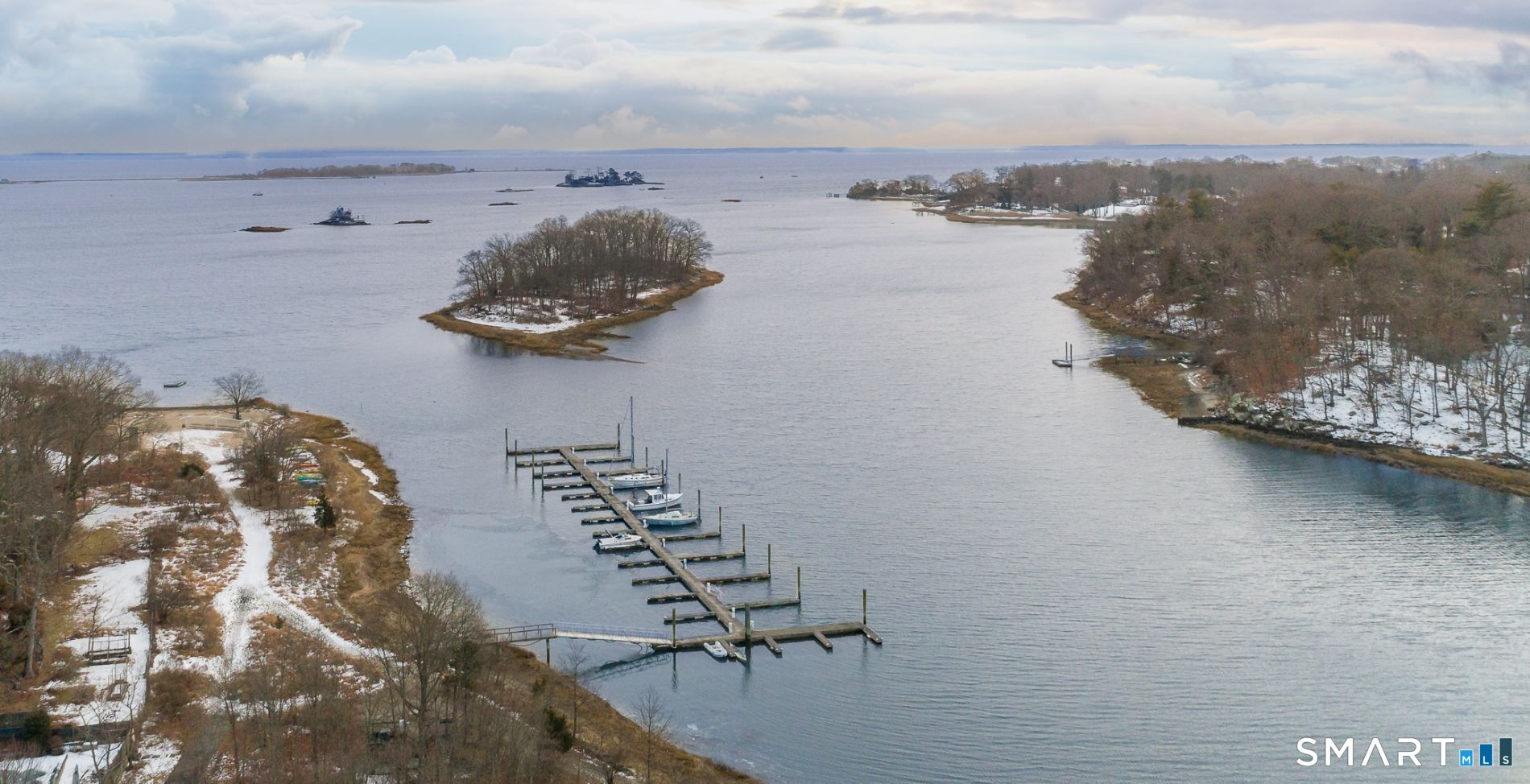 31 Splitrock Road Norwalk, CT 06854 - Photo 6 of 38 a view of city and lake