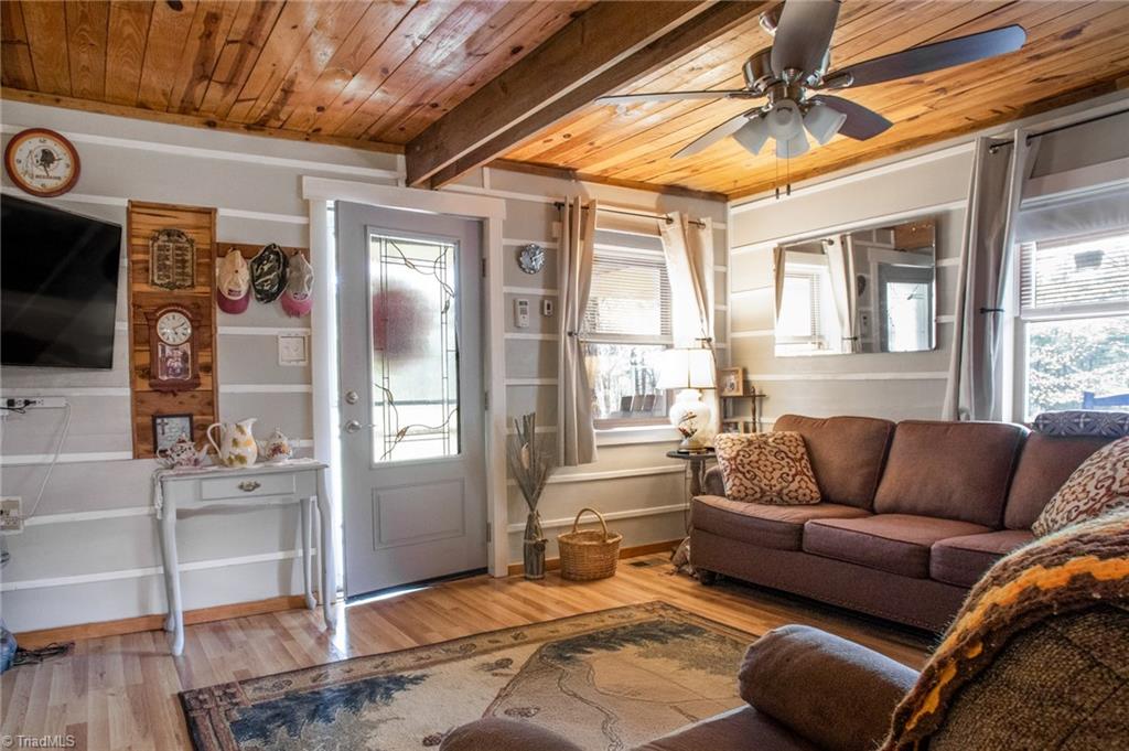 6414 Summit Road Purlear, NC 28665 - Photo 18 of 36