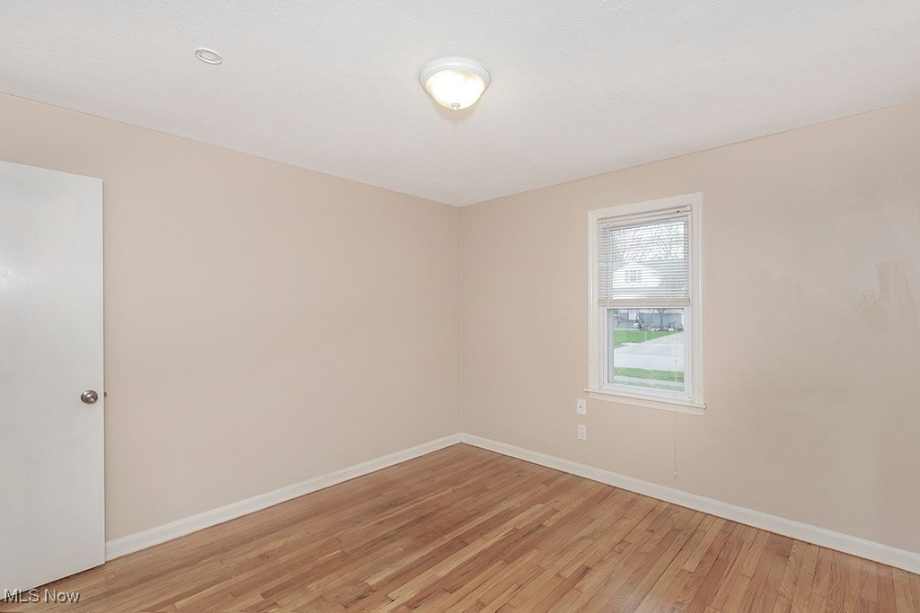 5963 Maplewood Road Cleveland, OH 44124 - Photo 19 of 36